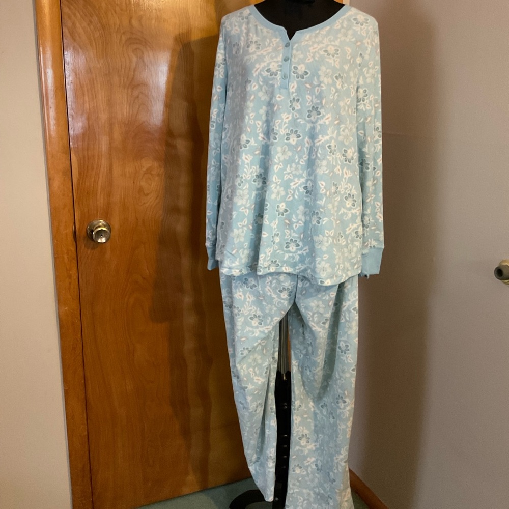 Charter Club Intimates Blue Floral Thermal Fleece Matching Pajama Set